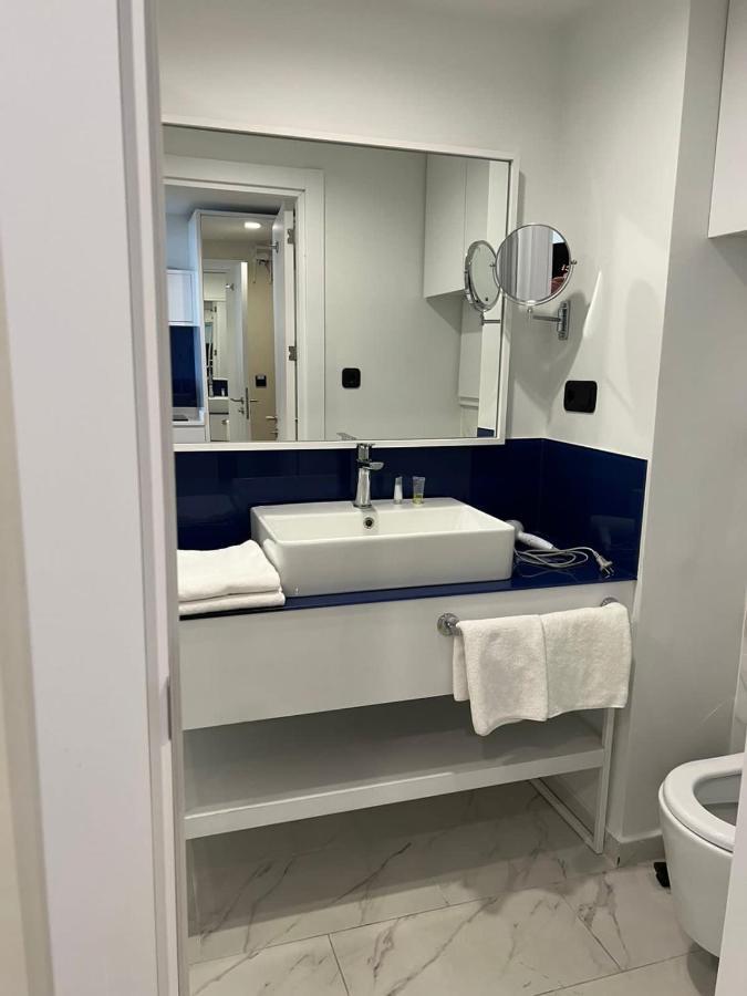 Orbi City Lux Apartment Batoemi Buitenkant foto
