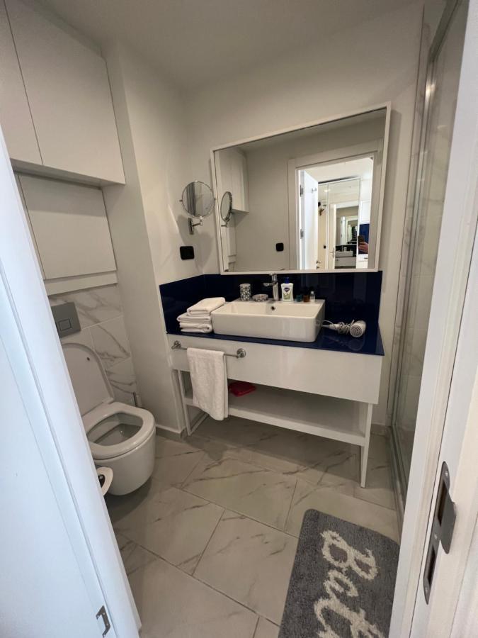 Orbi City Lux Apartment Batoemi Buitenkant foto