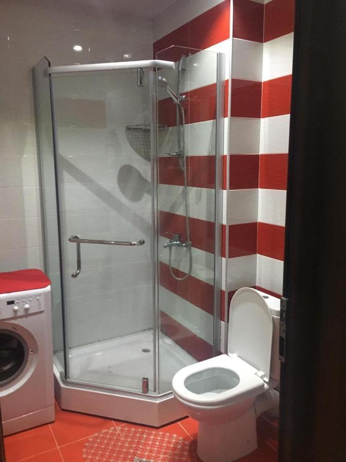 Orbi City Lux Apartment Batoemi Buitenkant foto