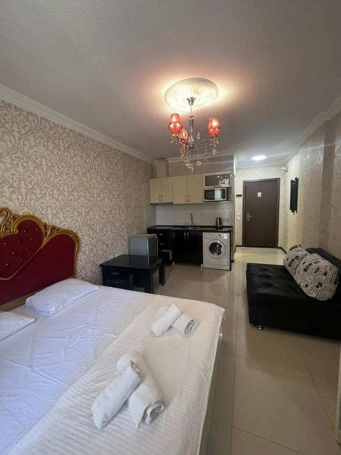 Orbi City Lux Apartment Batoemi Buitenkant foto